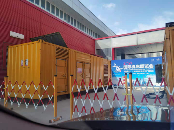 那坡发电车出租-发电机无电压或电压太低怎么办？