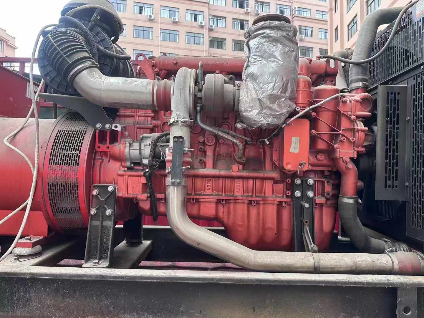 那坡如何选择适合 600kW 柴油发电机组的过载保护器？
