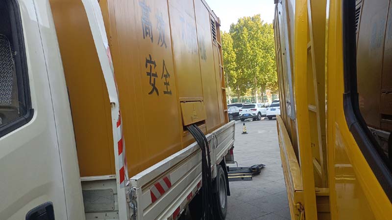 那坡如何判断柴油发电机组和UPS电源的切换时间是否符合要求？